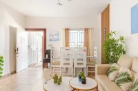 Private Residence ‘Nueva Nagua’ - King Bed with AC, WiFi & Hot Water Nagua 호텔