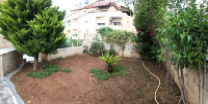 Simi villa In Abdoon Amman With Inside pool 酒店