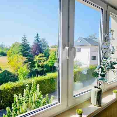 Chic Urban Stay 2Br with Parking- Bel4 Others