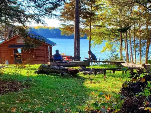 Charming Rustic Off-Road/Off-Grid Log Cabins on BWCA Wilderness Lake!