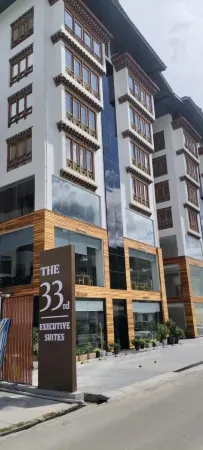 33rd Executive Suites