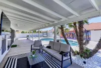 The Oasis Arizona Basketball Court, pool, mini-put, Arcades!