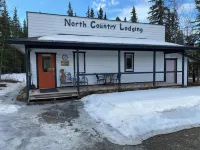 Burnt Paw Hotels in Tok