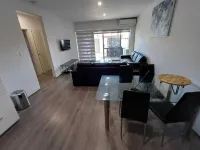 Nice Two Bedroom Apartment with courtyard/balcony in secure complex Hotels in Kelmscott