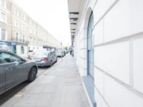 Sunrise Haven Sleeps 7 with Parking Hotels in Gravesend
