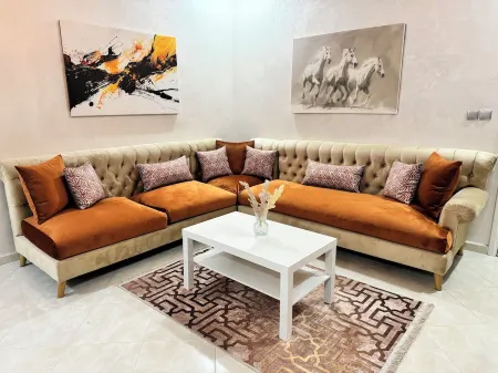 Modern 2-Bedroom Apartment - Comfort & Style in the heart of Meknes Отели рядом с достопримечательностью «Bab El Mansour Laalej»
