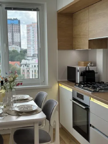 FILIN HOME with KING SIZE BED in the center of Chisinau