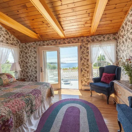 Acadia Oceanside Meadows Inn