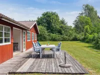 "Fritza" - 500m from the sea Hotels in Farevejle