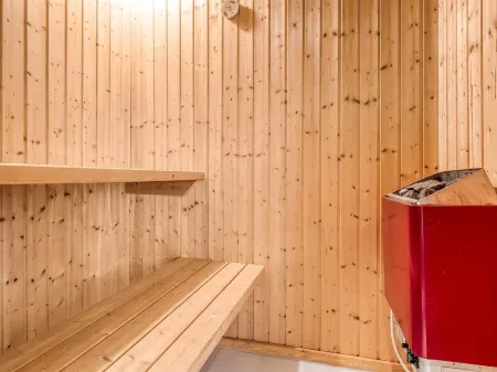 "Hellin" - 175m from the sea