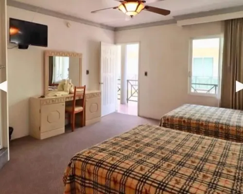 โรงแรม เรียล ซานตาโรซา โรงแรมในมอเรเลีย