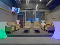 Midtown Inn โรงแรมในแซสคาทูน