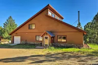 Angel Fire Mountain Cabin w/ Hot Tub & Sauna! - balcony
