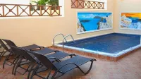 Antonia Hotel - ที่มีสระว่ายน้ำ