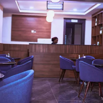 Saint Tropez Hotel and Suites