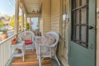 Historic Ocean Grove Home - Walk to Beach! - Parkplatz