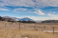 Yellowstone Cabin Getaway Near National Park - Wifi