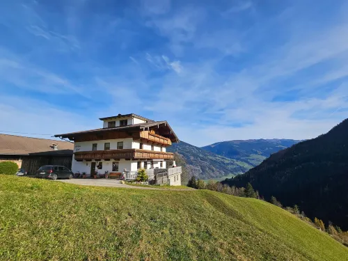 Apartment in Fügenberg near Ski Slopes - 2-Star