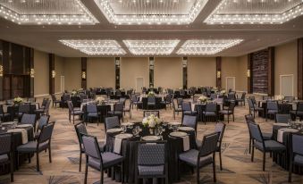 The Starling Atlanta Midtown, Curio Collection by Hilton