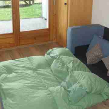 Cozy Apartment With Mountain Views Rooms