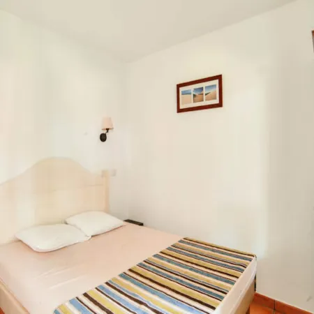 Apartment with 2 Rooms for 5 People