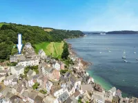 Holiday Home in Kingsand near the Beach