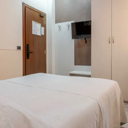 Hotel Serenity in Ventimiglia Отели рядом с достопримечательностью «Станция Ventimiglia»