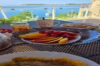 Indy's Beach Apartments- Studio Apartment with Patio and Sea View - 3 stjerner