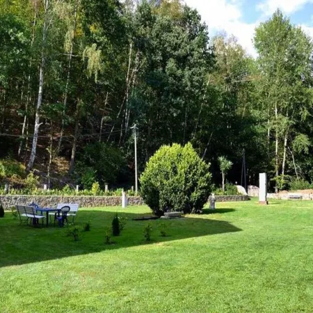 Villa Rotschoenberg im Tal der Freiberger Mulde