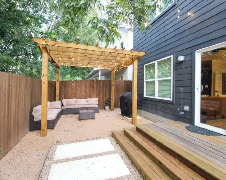 Modern Cowboy Retreat Near Downtown Lockhart Hotels in Lockhart