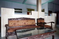 RedDoorz Syariah Near RS Mitra Siaga Hotel a Tegal Regency