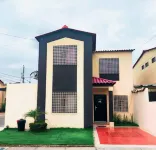 Amplia casa para disfrutar en familia, vaciones o trabajo Hotels in Daule Canton