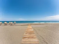 Beachfront Apartment -Don Juan Manilva