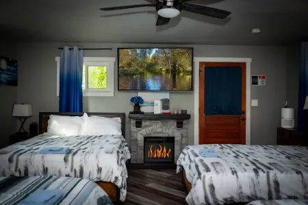 Lakefront-nestled in Nirvana