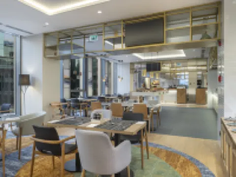 ヒルトン ガーデン イン トビリシ リバービュー トビリシのホテル