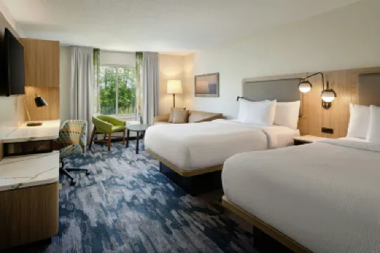 Fairfield Inn & Suites Brunswick Hotels in Brunswick