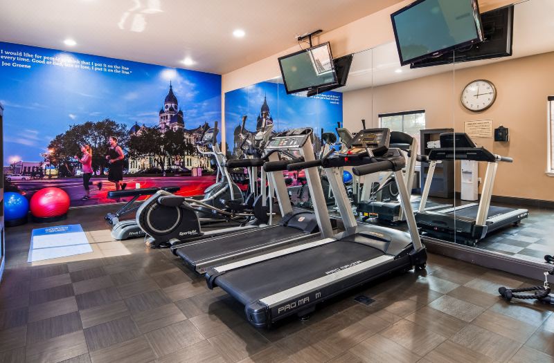 Best Western Premier Crown Chase Inn Suites photo 5