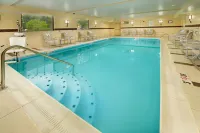 Holiday Inn Express WALDORF by IHG - Pools