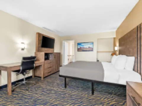 Quality Inn & Suites Hotels in Hesperia