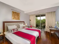 Novotel Goa Resort & Spa Hotels near Chapora River