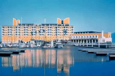 Wakayama Marina City Hotel Отели рядом со станцией JR Kimiidera Station