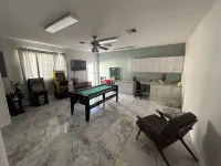 Just 9 mins away to Indian Rock Beach. Game room/pool
