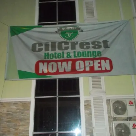 Cilcrest Hotel and Lounge