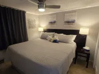Mtn Lodge - 1st Floor - Mtn Views - Pvt Parking! Hotels in Edray