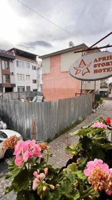 四月故事公寓飯店 Sandal Restaurant附近的飯店