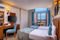 Villa Side Hotel