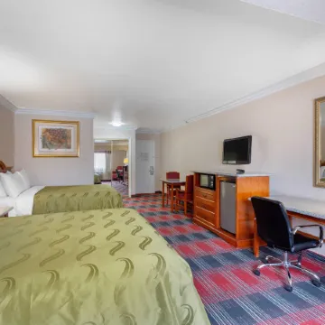 Quality Inn & Suites Oceanside Near Camp Pendleton