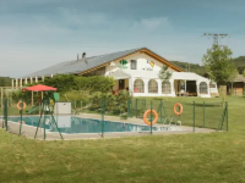 Camping Izarpe Hotels in Ultzamaldea