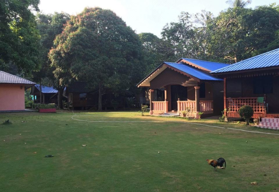 살랑 푸사카 리조트의 아늑한 객실 내부