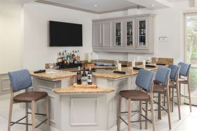 バー ヒルトン ガーデン イン ラファイエット ケイジャンドームの写真